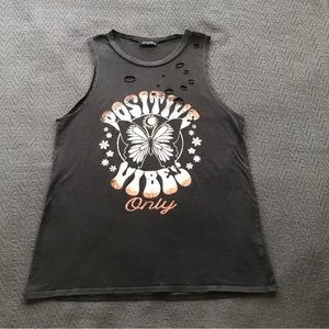 Zutter USA Positive Vibes Only Floral Hippie Boho Distressed Floral Butterfly M